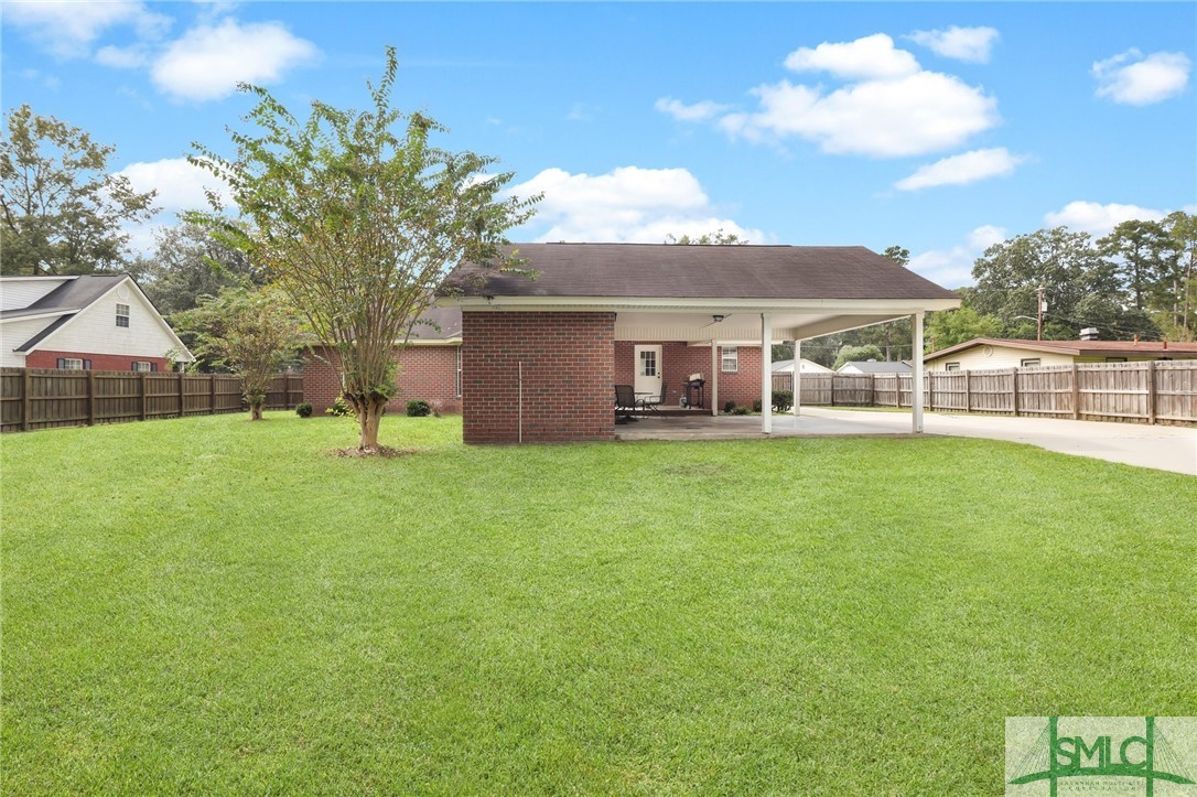 602 S Skinner Avenue