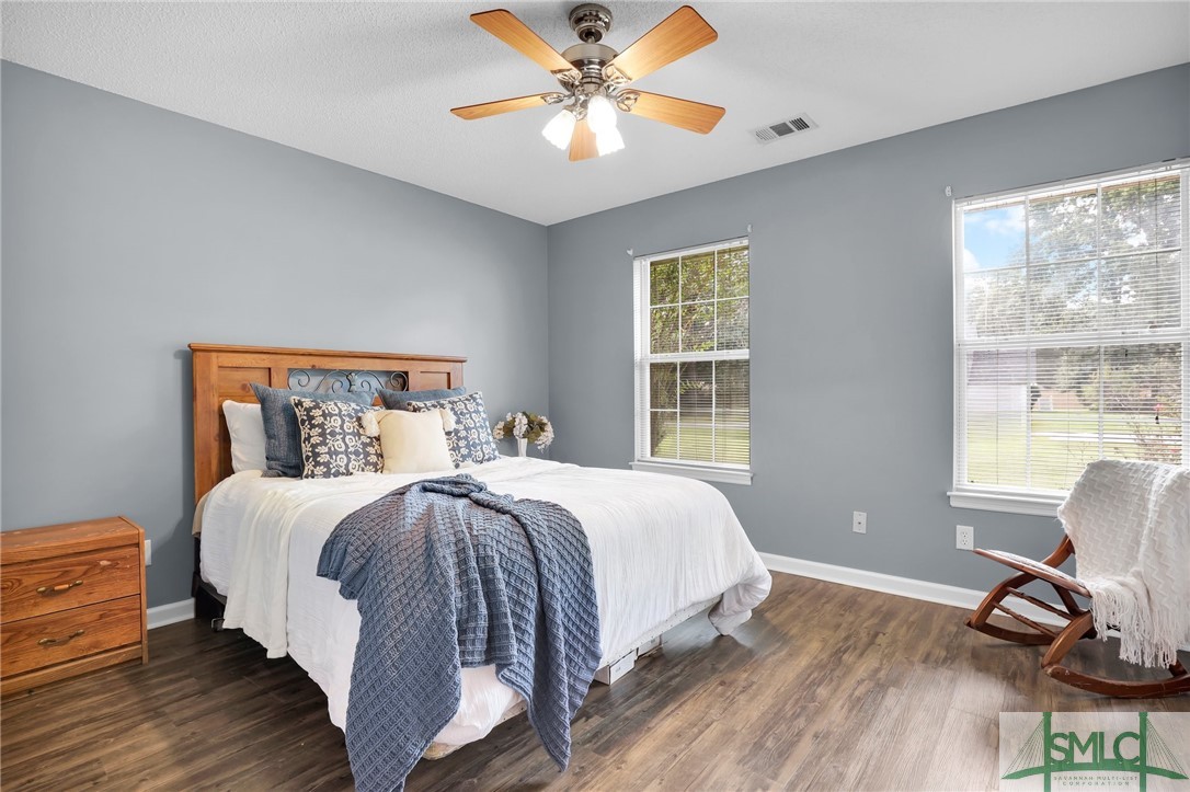 602 S Skinner Avenue