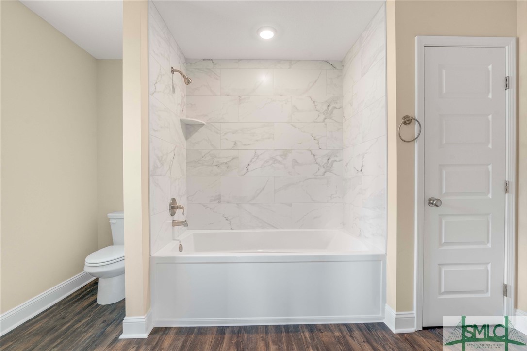 301 Parkersburg Lane