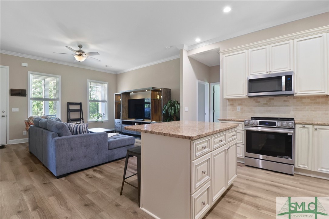 620 W 9th Street