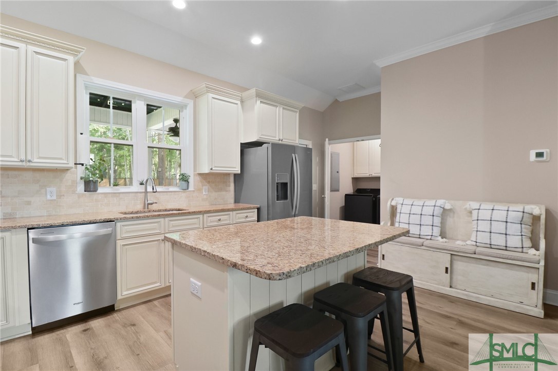 620 W 9th Street