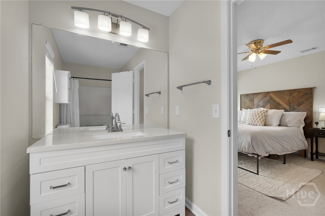 2 McLaughlin Court
