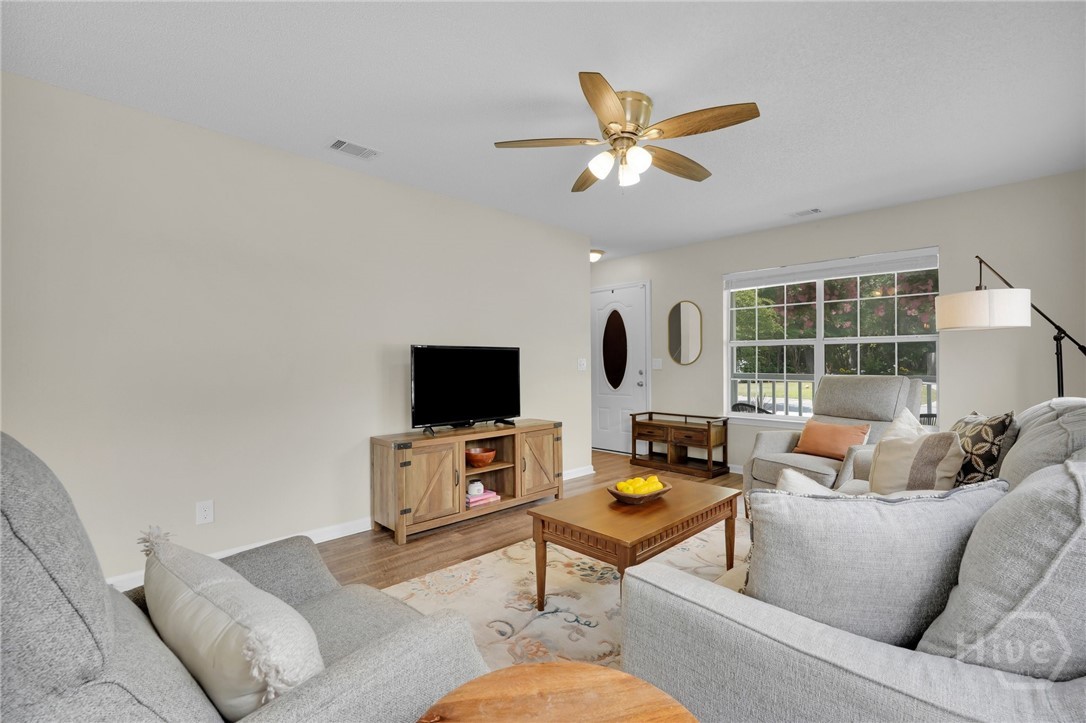 2 McLaughlin Court
