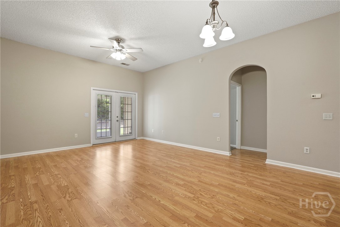 6 Falkland Avenue
