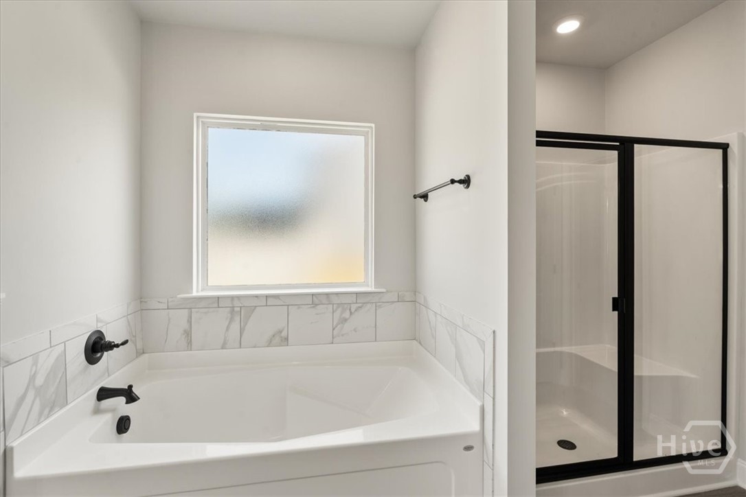 305 Livingston Bend Dr., Lot 8