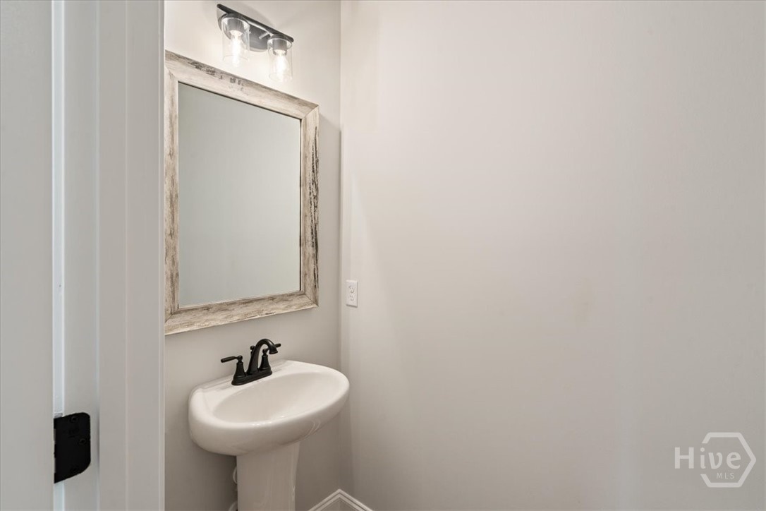 305 Livingston Bend Dr., Lot 8