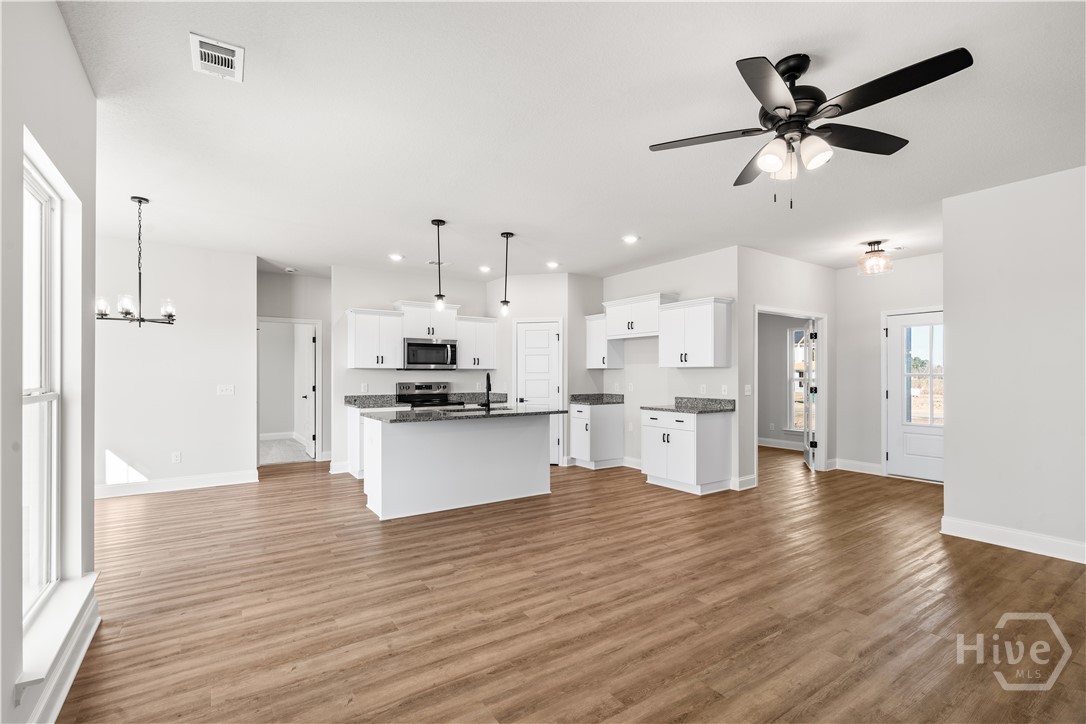 207 Manchester Dr., Lot 10