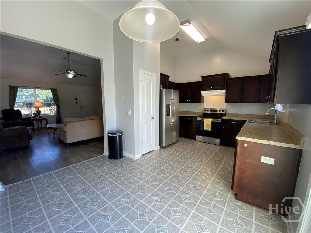 509 Colquitt Lane