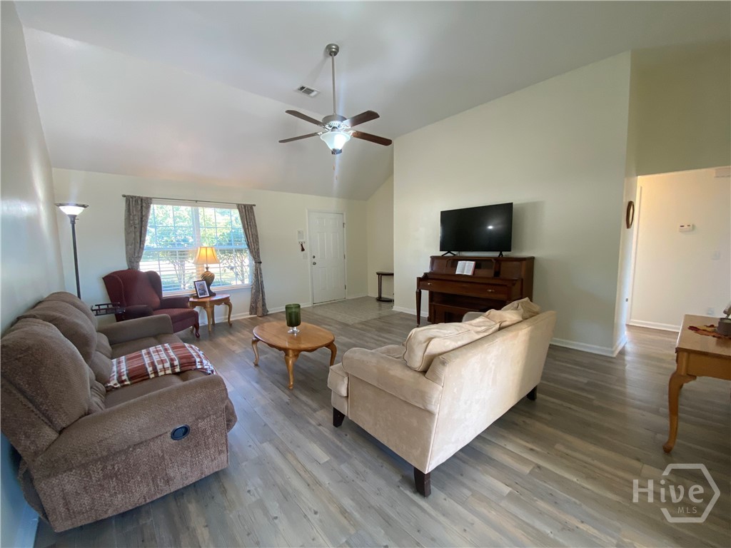 509 Colquitt Lane