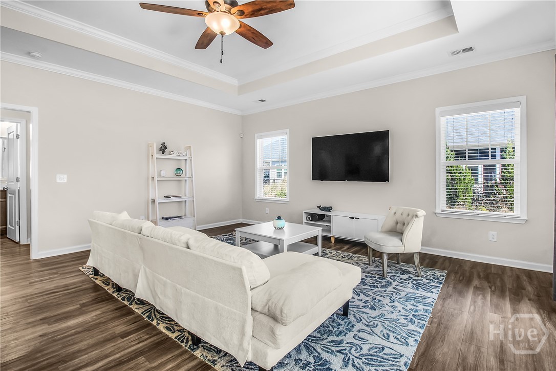 102 Rosamund Road