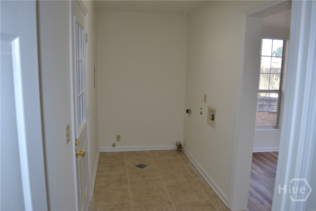 137 Rose Drive