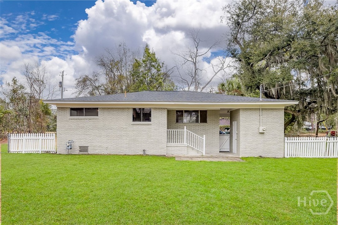 2105 Saint Johns Ave