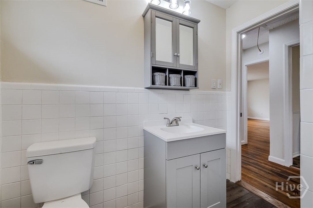 2105 Saint Johns Ave