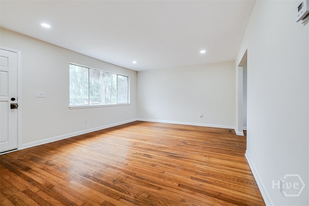 2105 Saint Johns Ave