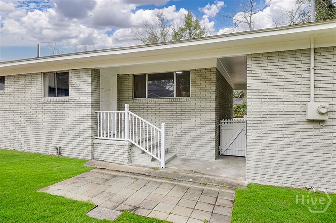 2105 Saint Johns Ave