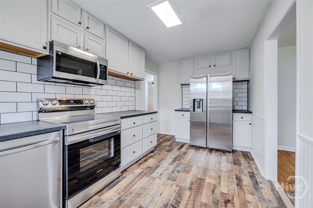 2105 Saint Johns Ave