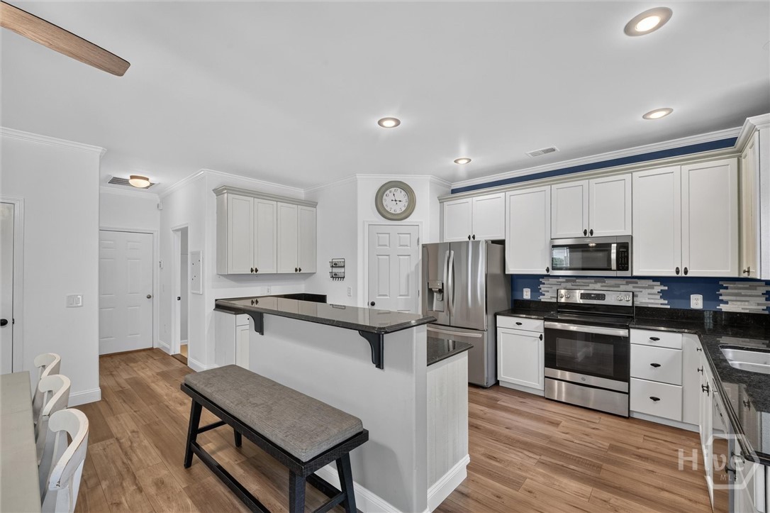 13 Rolling Springs Lane