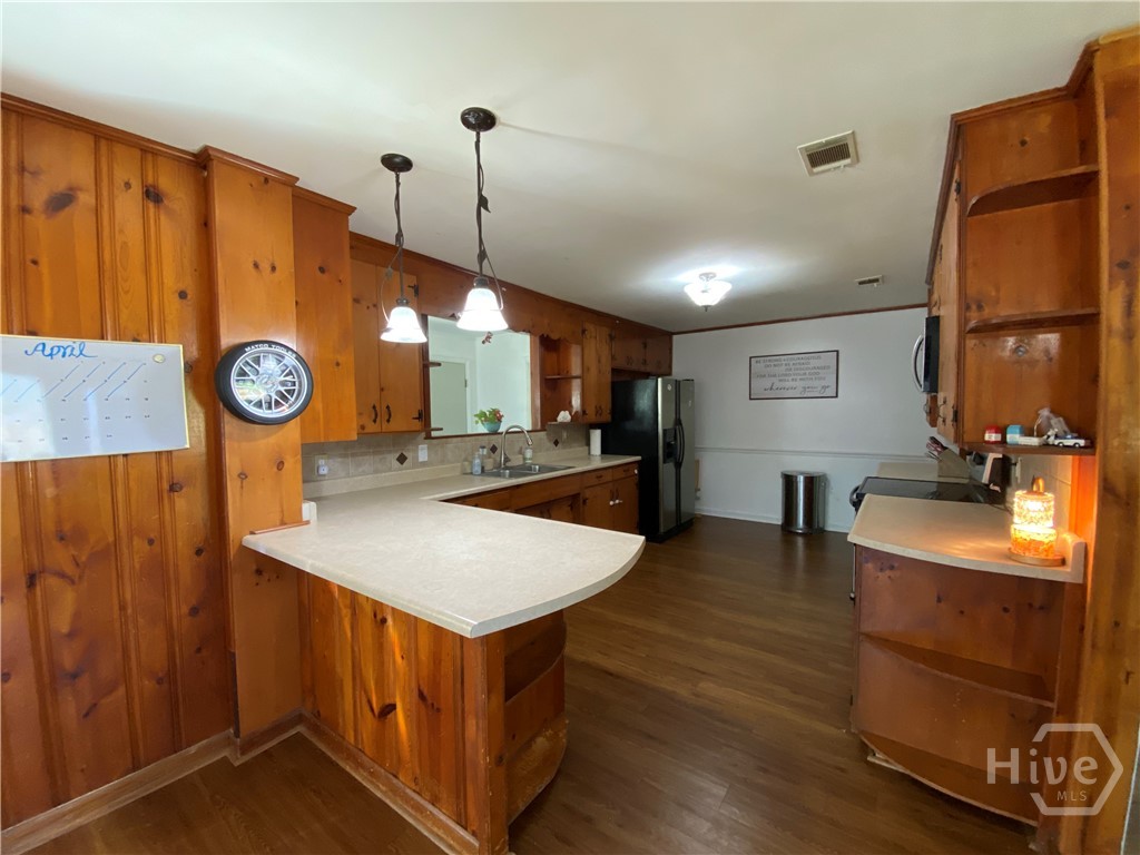 394 Thompson Lane