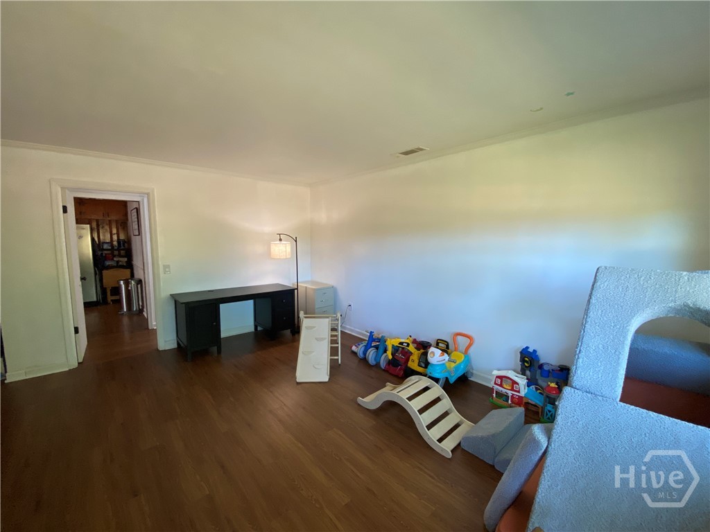 394 Thompson Lane
