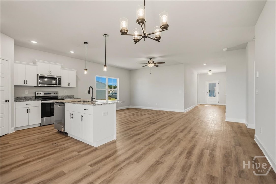 98 Susan Drive