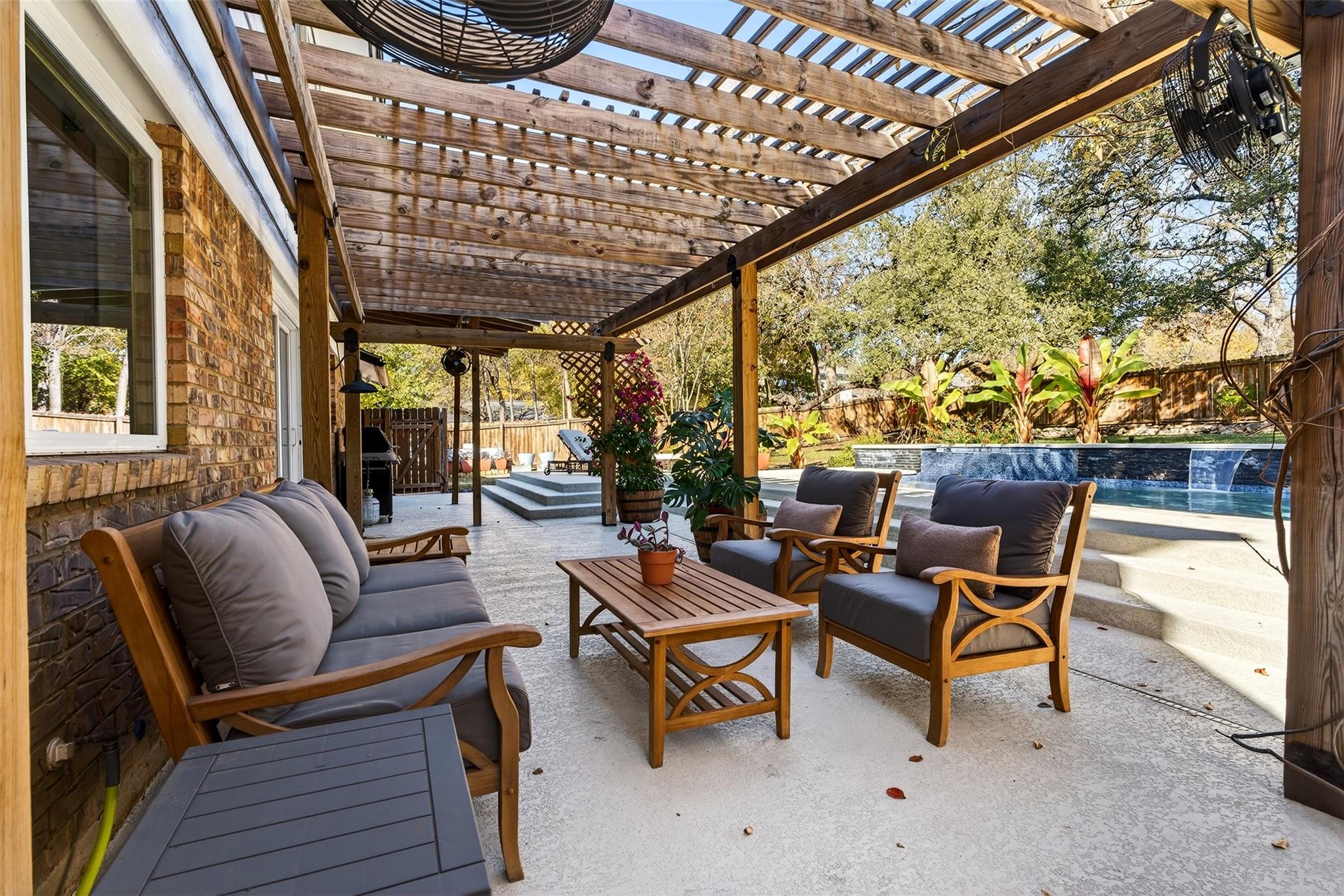 2502 Comburg Castle WAY