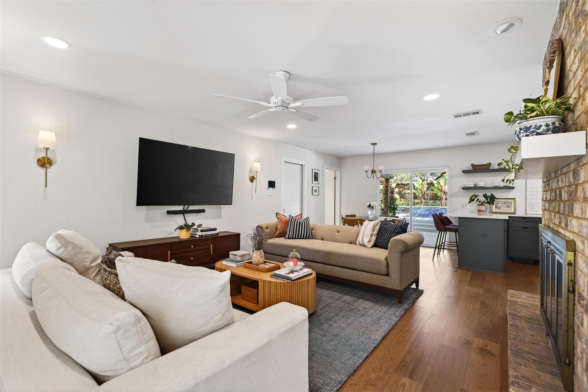 2502 Comburg Castle WAY