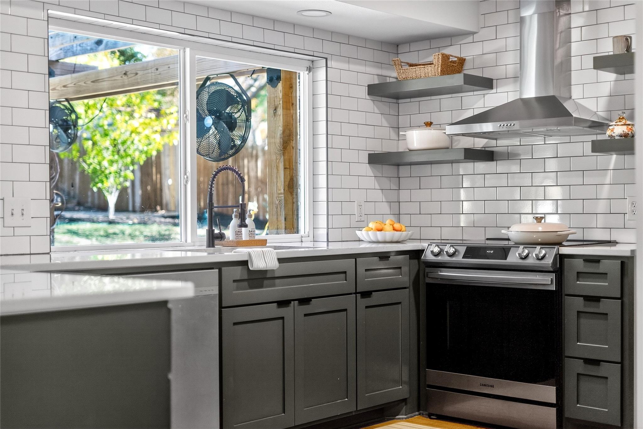 2502 Comburg Castle WAY