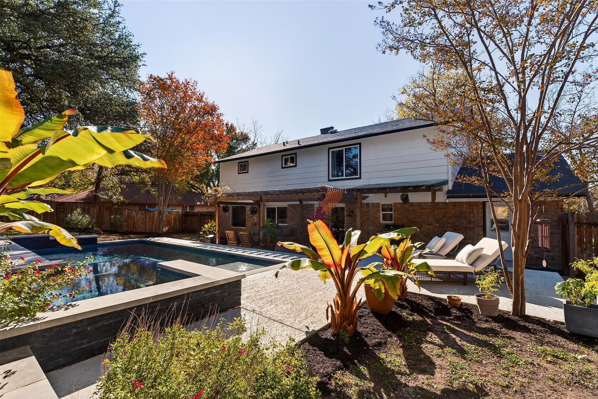 2502 Comburg Castle WAY