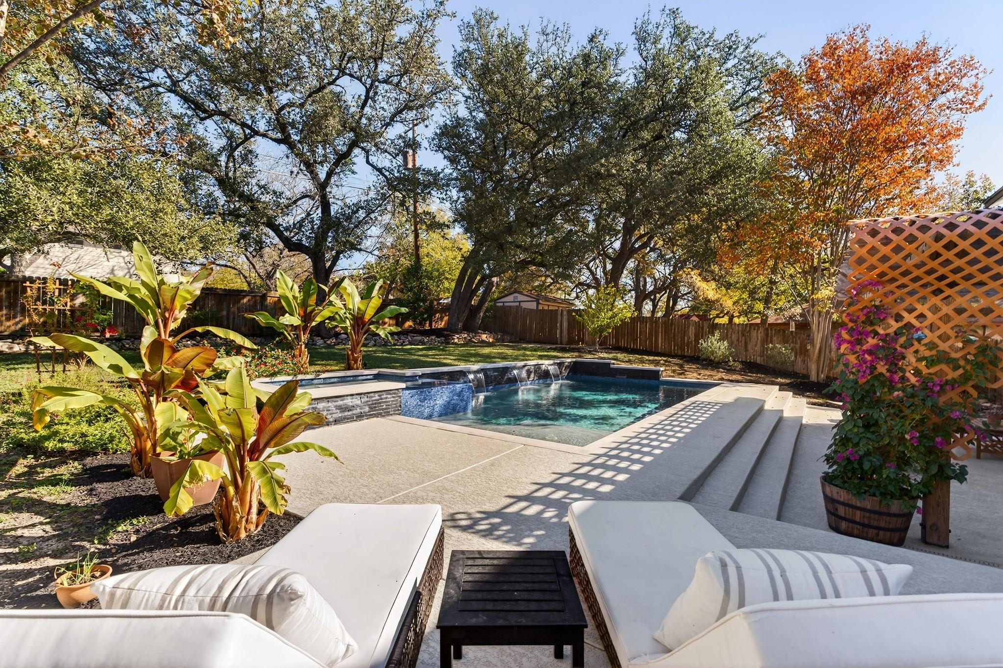 2502 Comburg Castle WAY