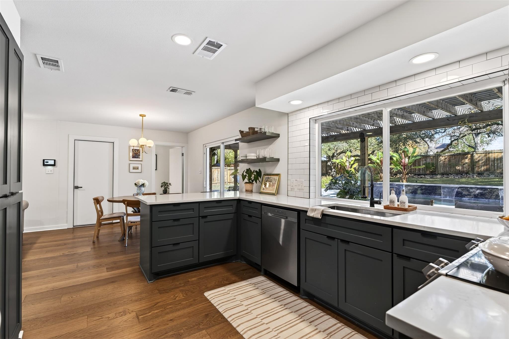 2502 Comburg Castle WAY