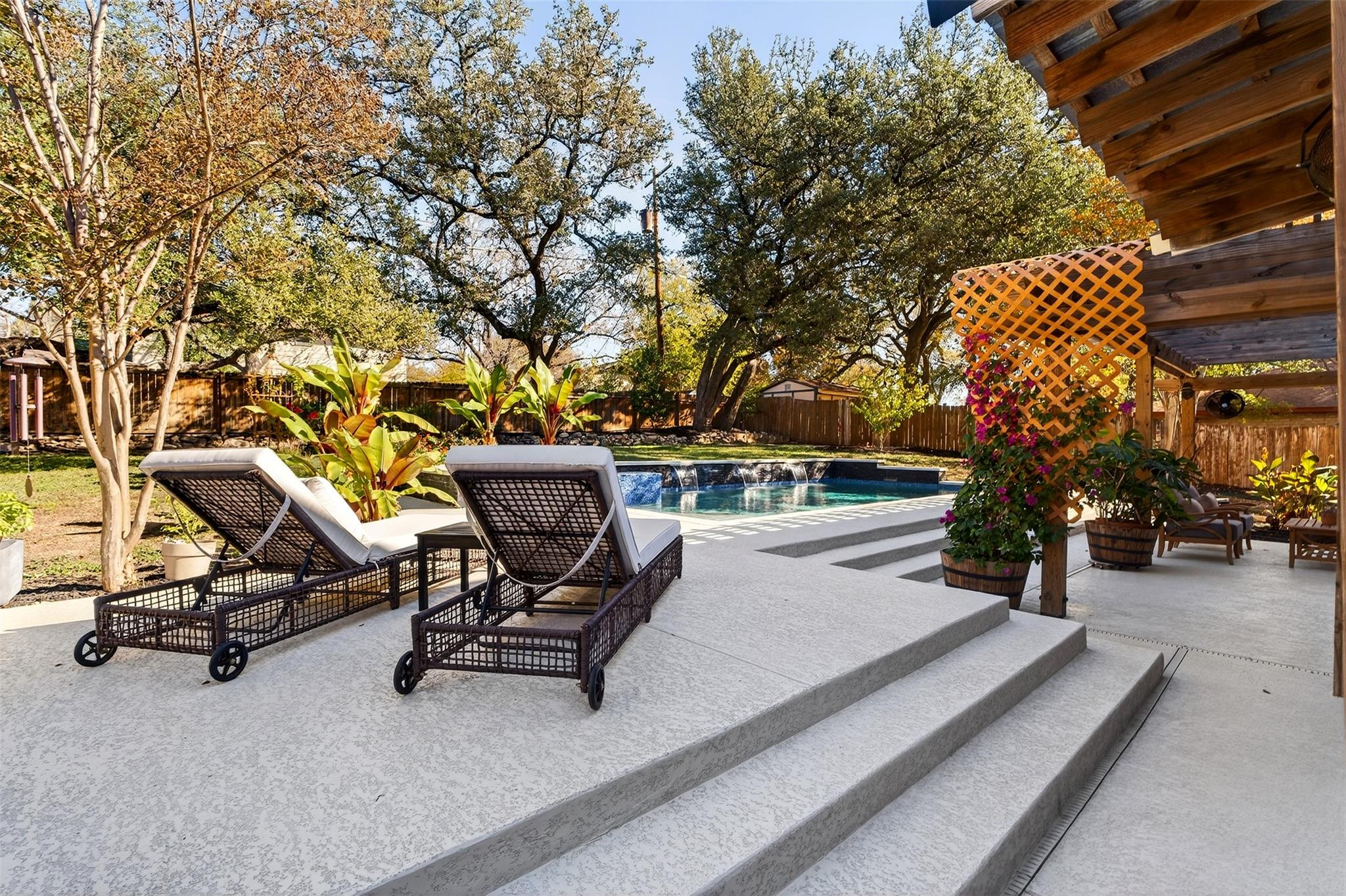 2502 Comburg Castle WAY