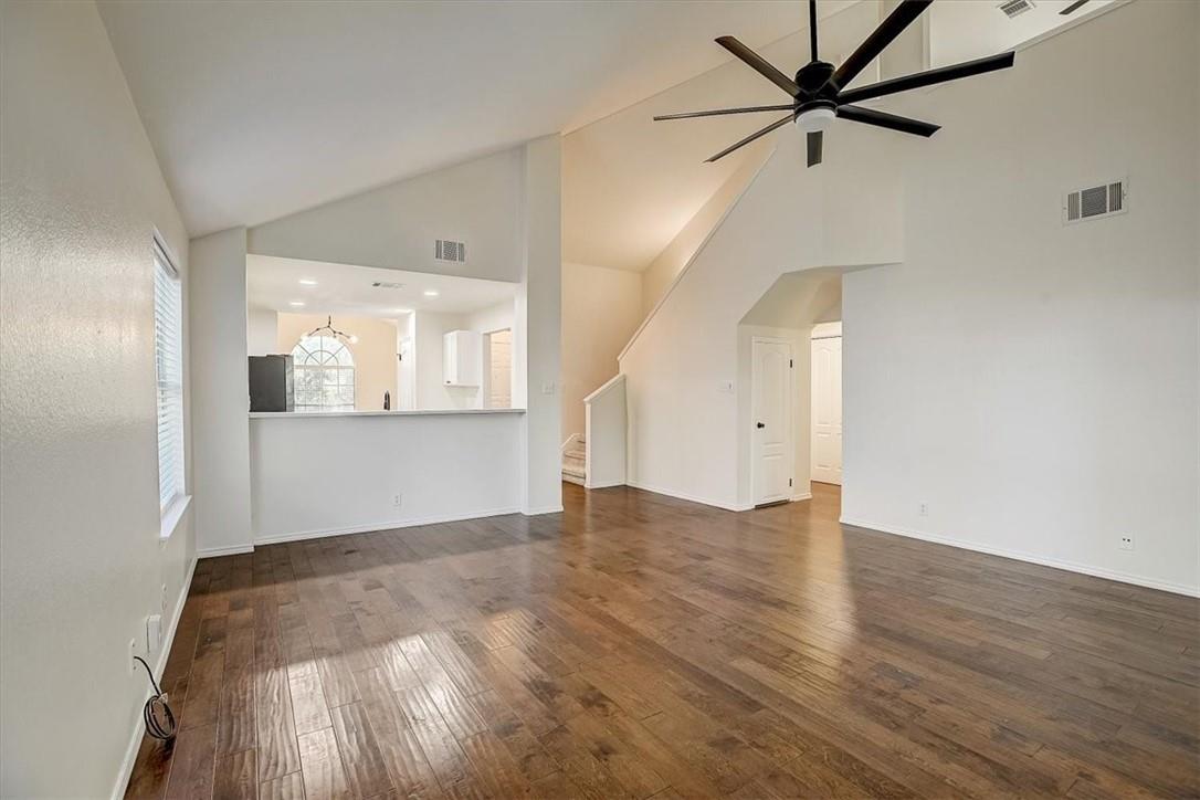 2016 Ravenscroft DR