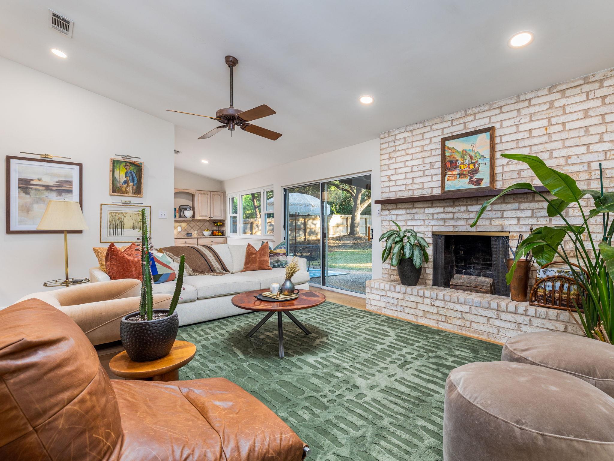 2401 Vassal DR