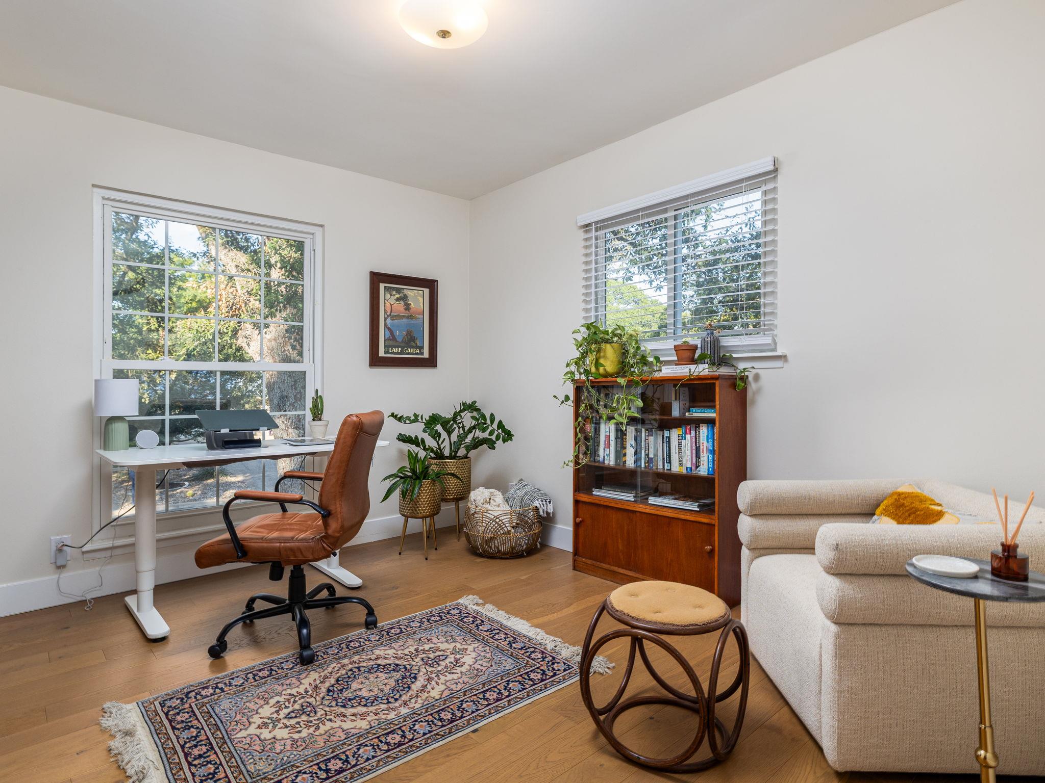 2401 Vassal DR