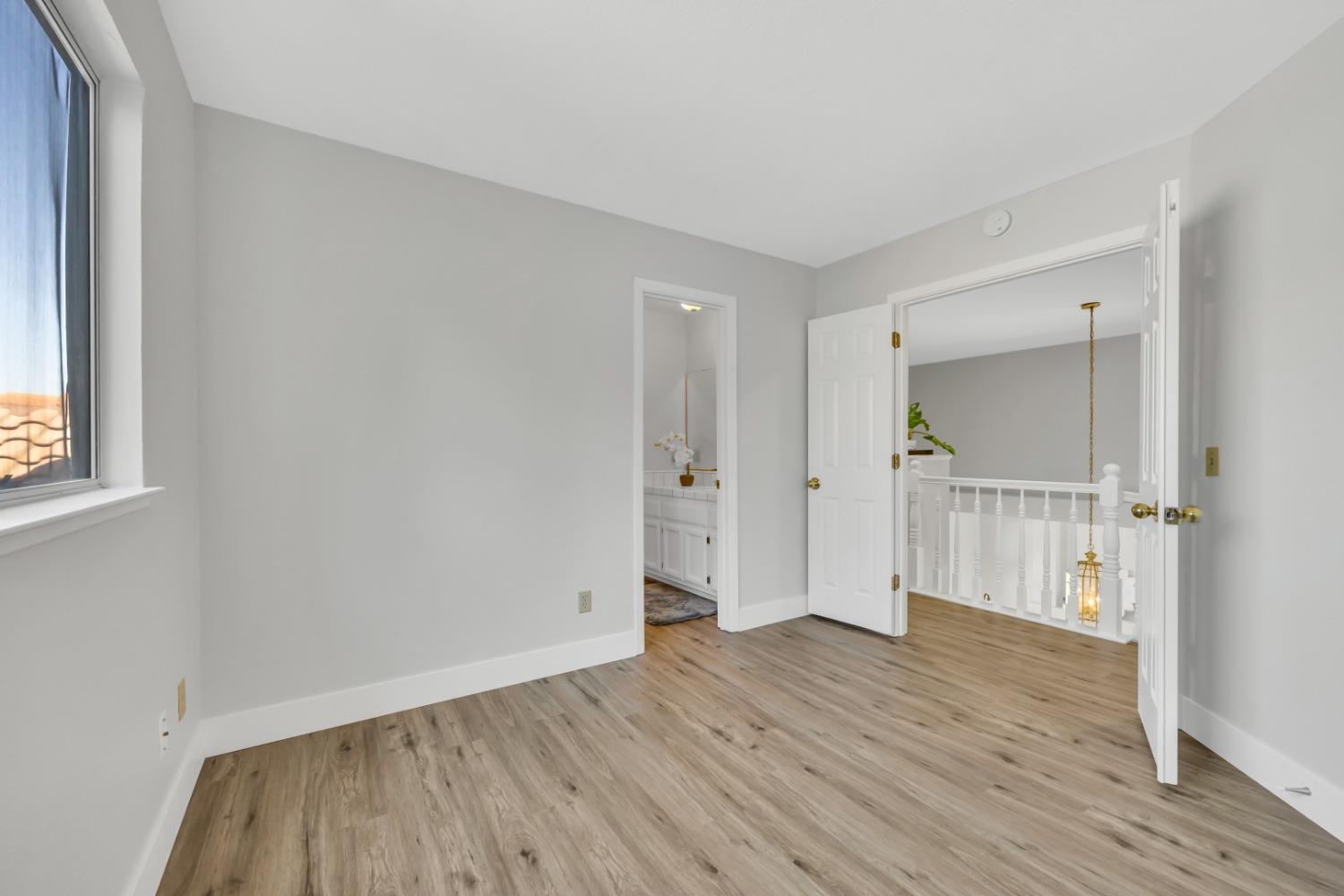 2321 EAGLE Court