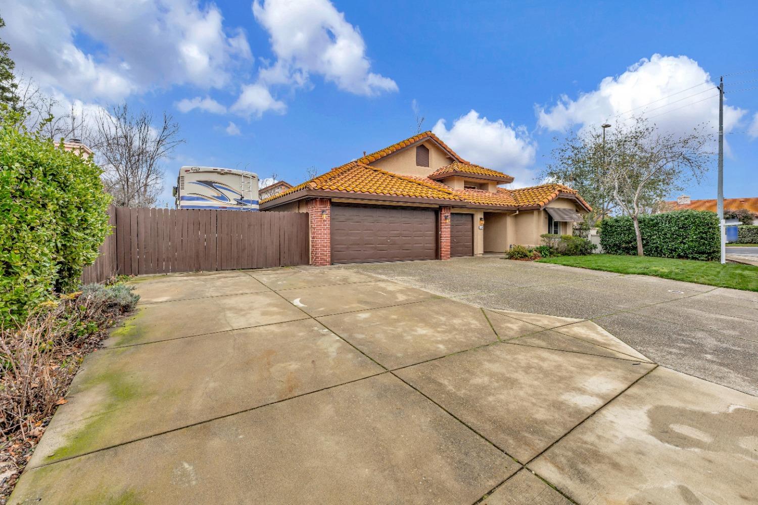 133 Heaton Way