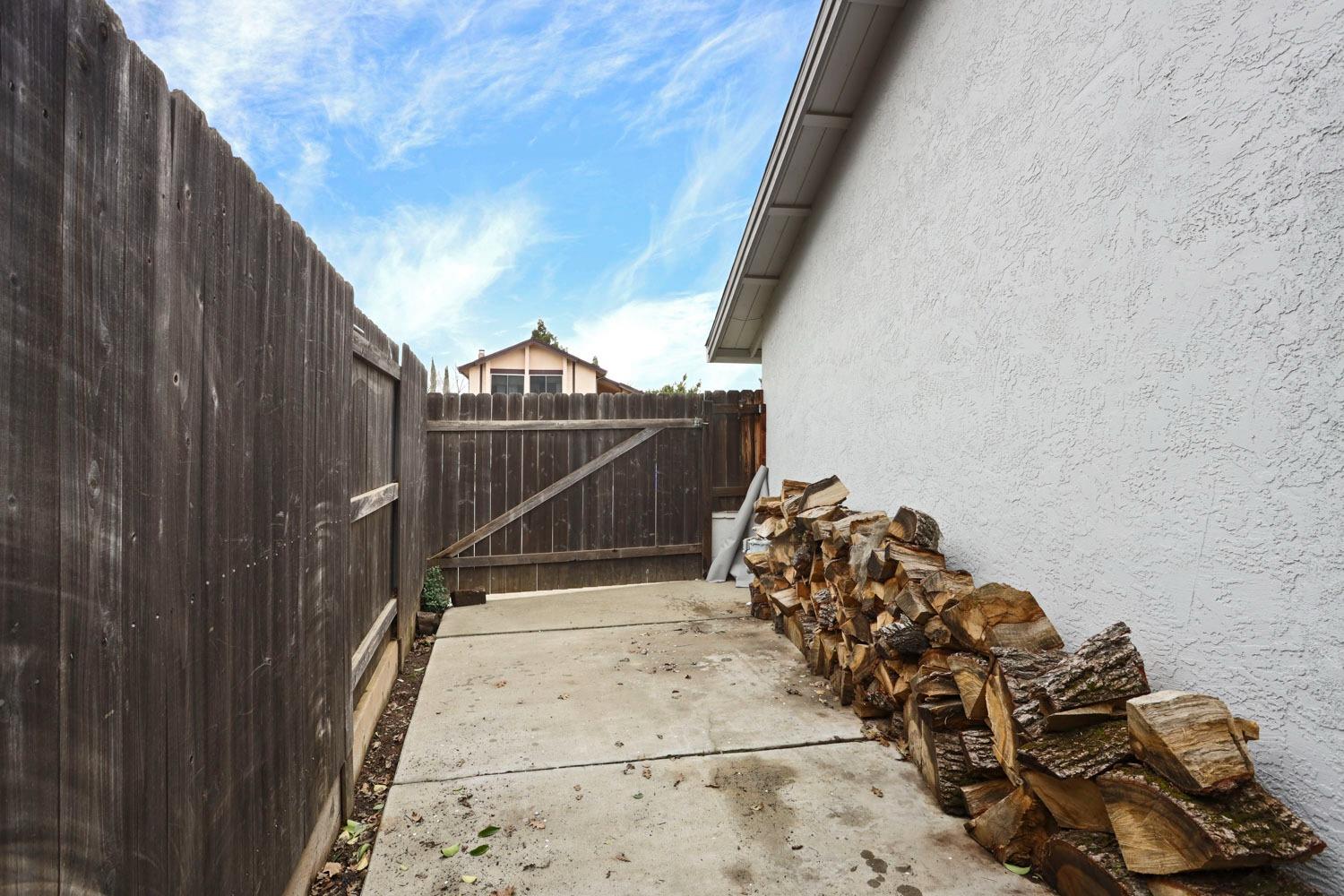 9020 Lismore Drive