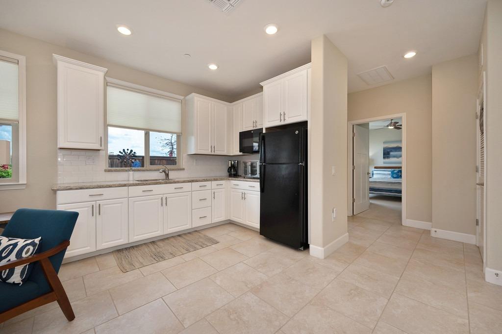 7096 De La Vina Drive