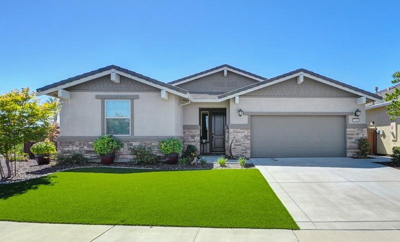 7096 De La Vina Drive