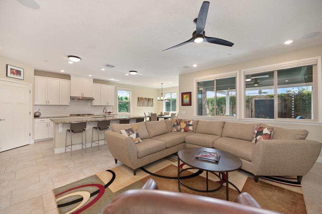 7096 De La Vina Drive