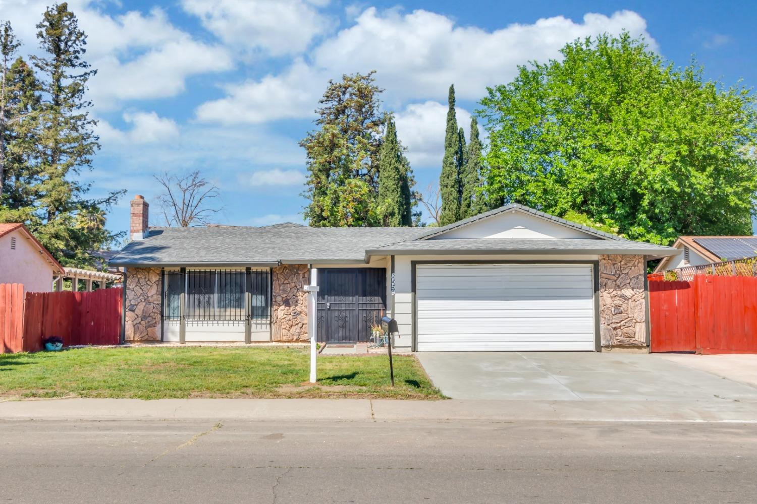 8559 SUN FLORIN Drive