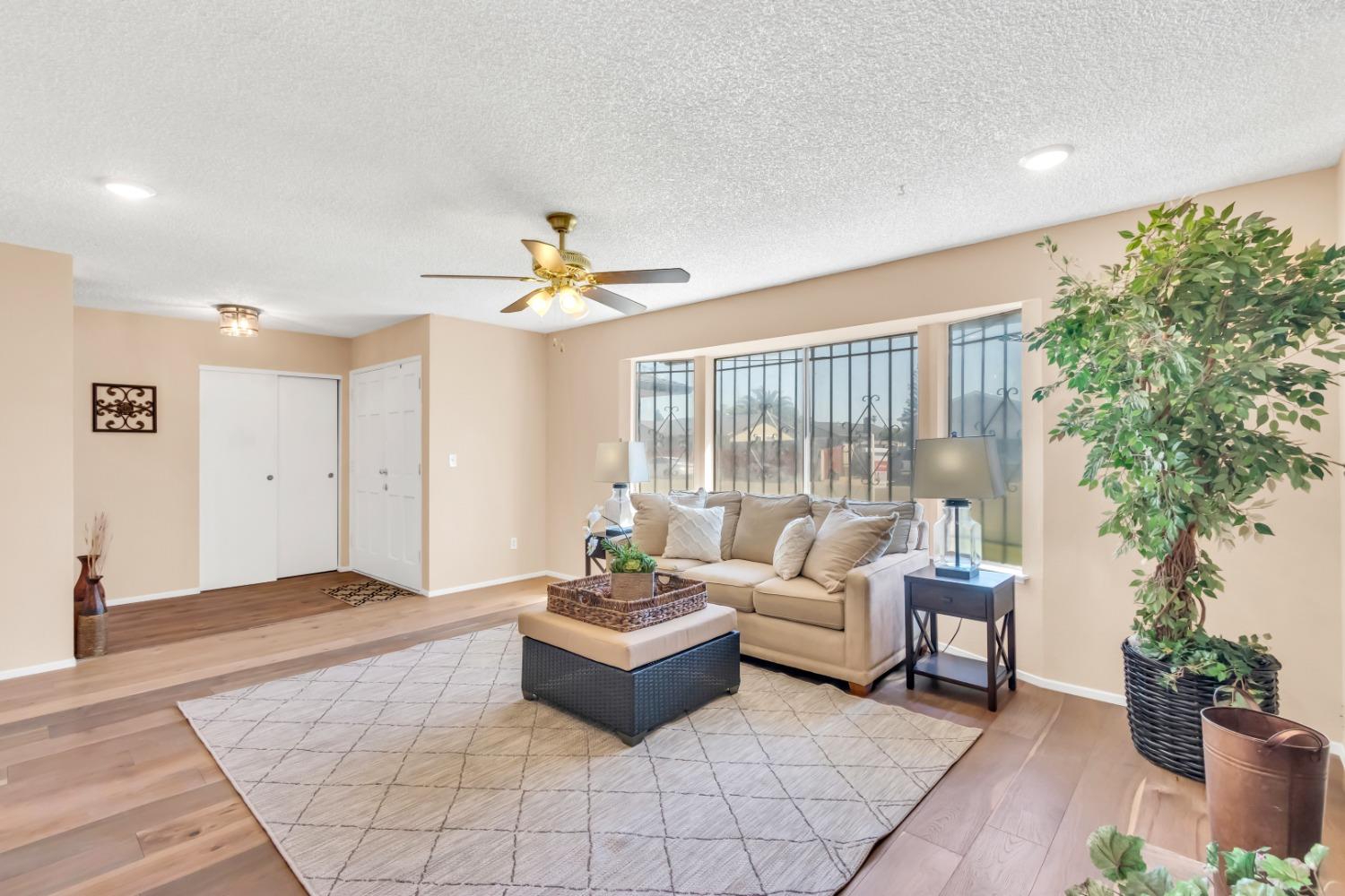 8559 SUN FLORIN Drive