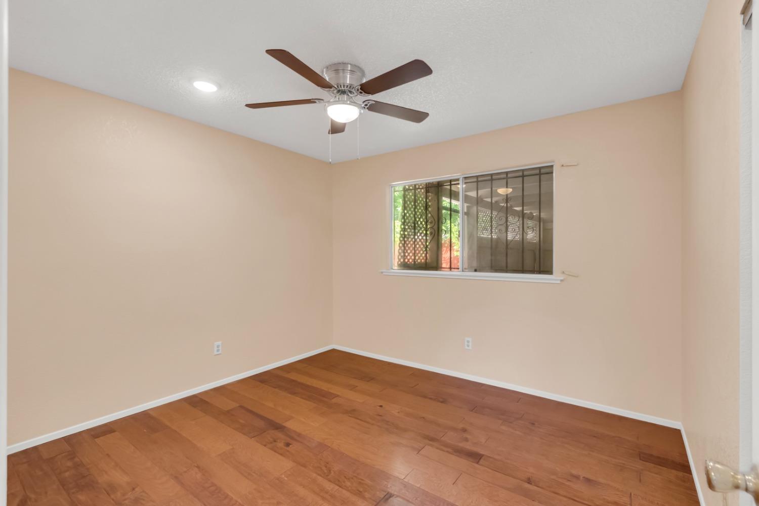 8559 SUN FLORIN Drive