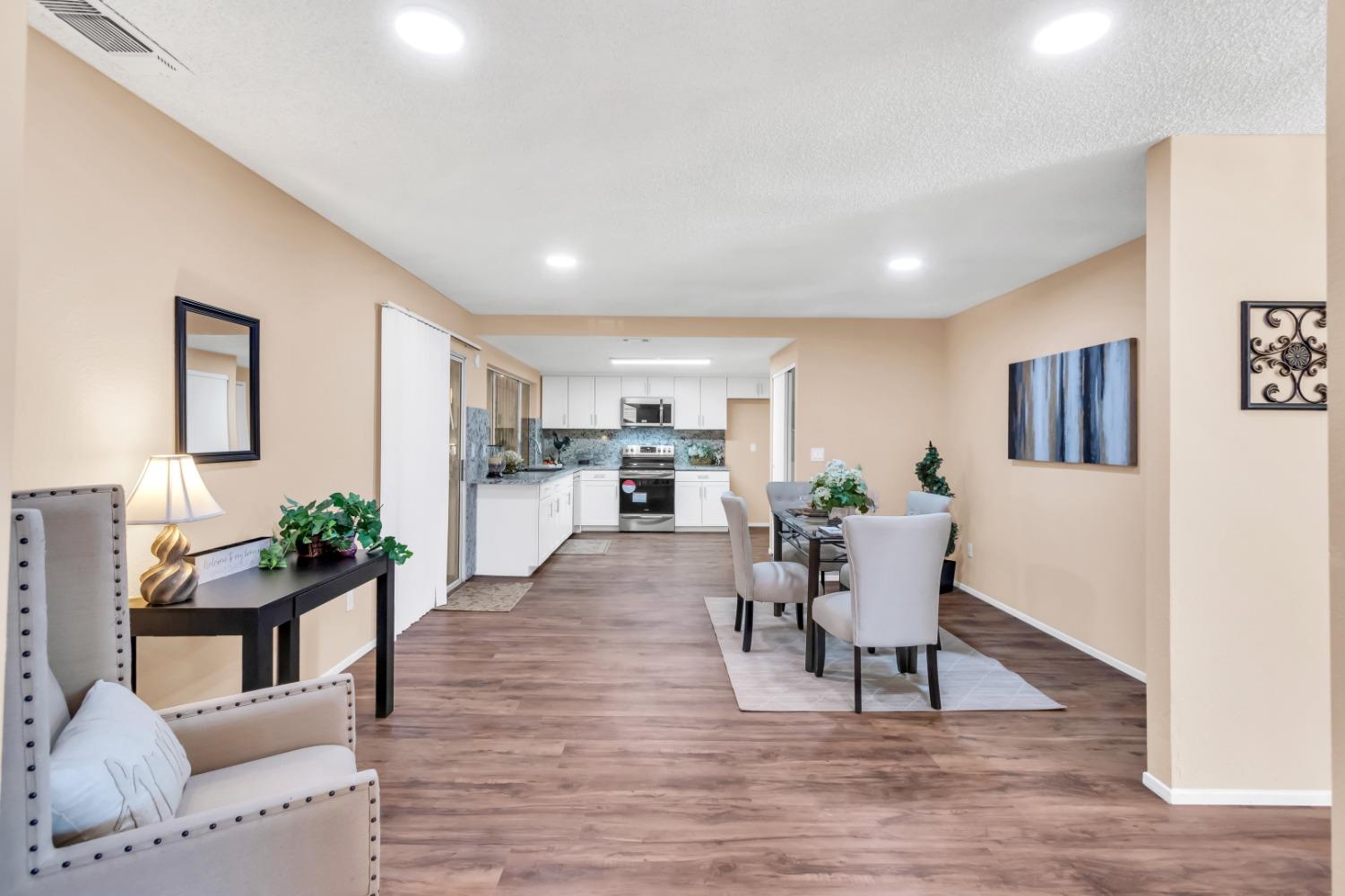 8559 SUN FLORIN Drive