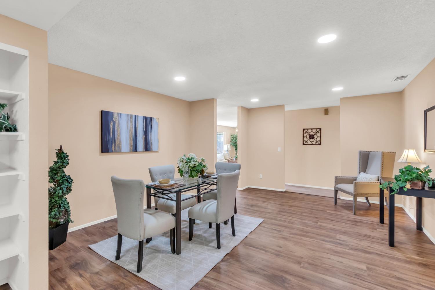 8559 SUN FLORIN Drive