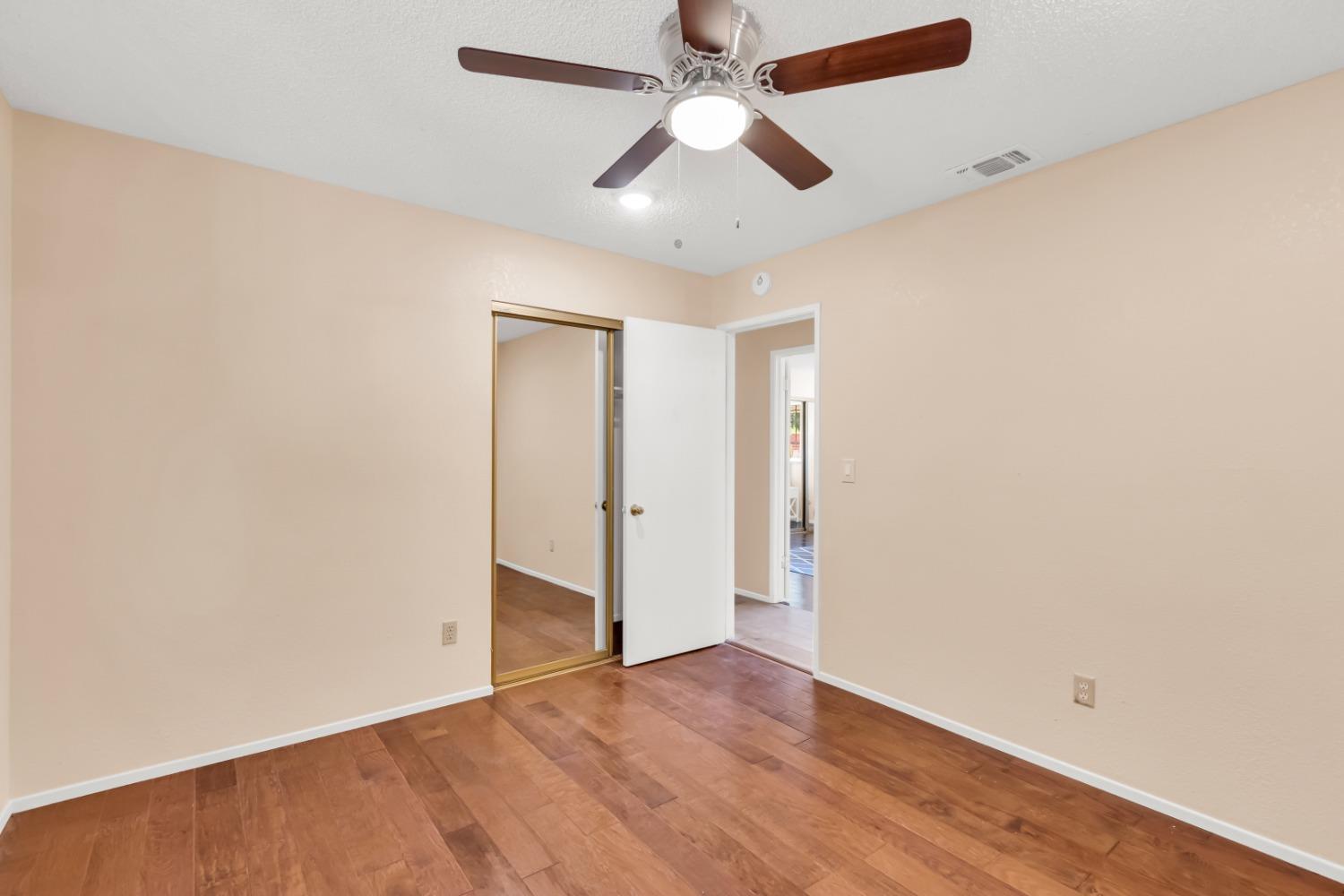 8559 SUN FLORIN Drive