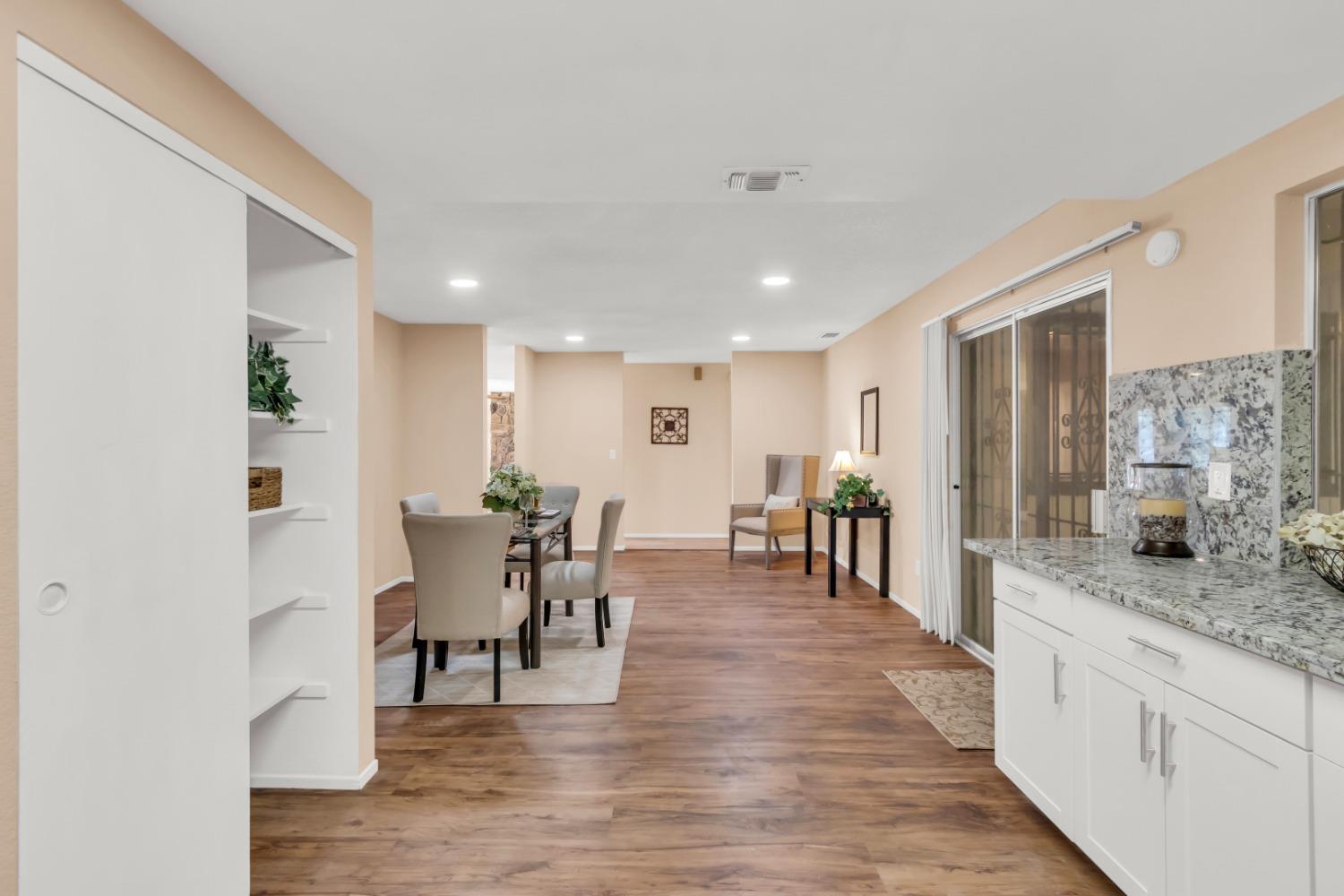 8559 SUN FLORIN Drive