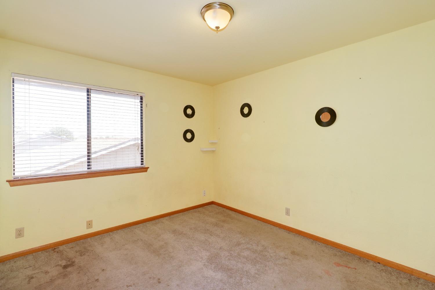 8600 Tiogawoods Drive