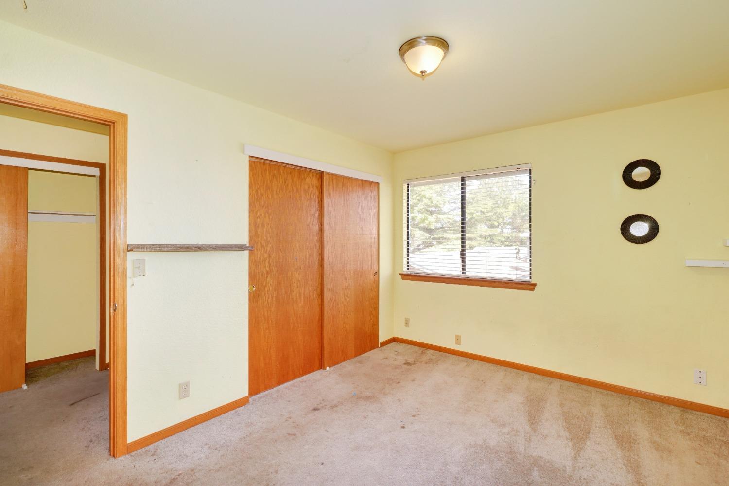 8600 Tiogawoods Drive