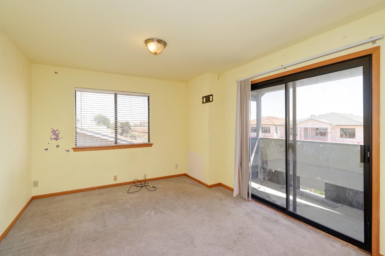 8600 Tiogawoods Drive